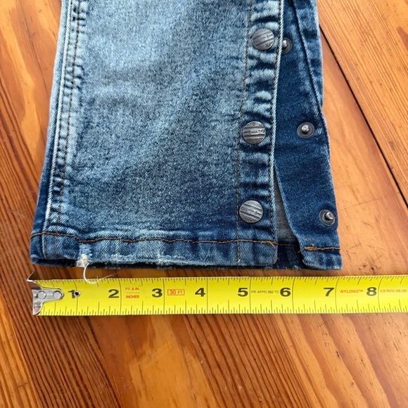 FWRD DENIM NEW YORK Jeans 32x34 Slim Fit Blue Wash Button Detail - Picture 5 of 7